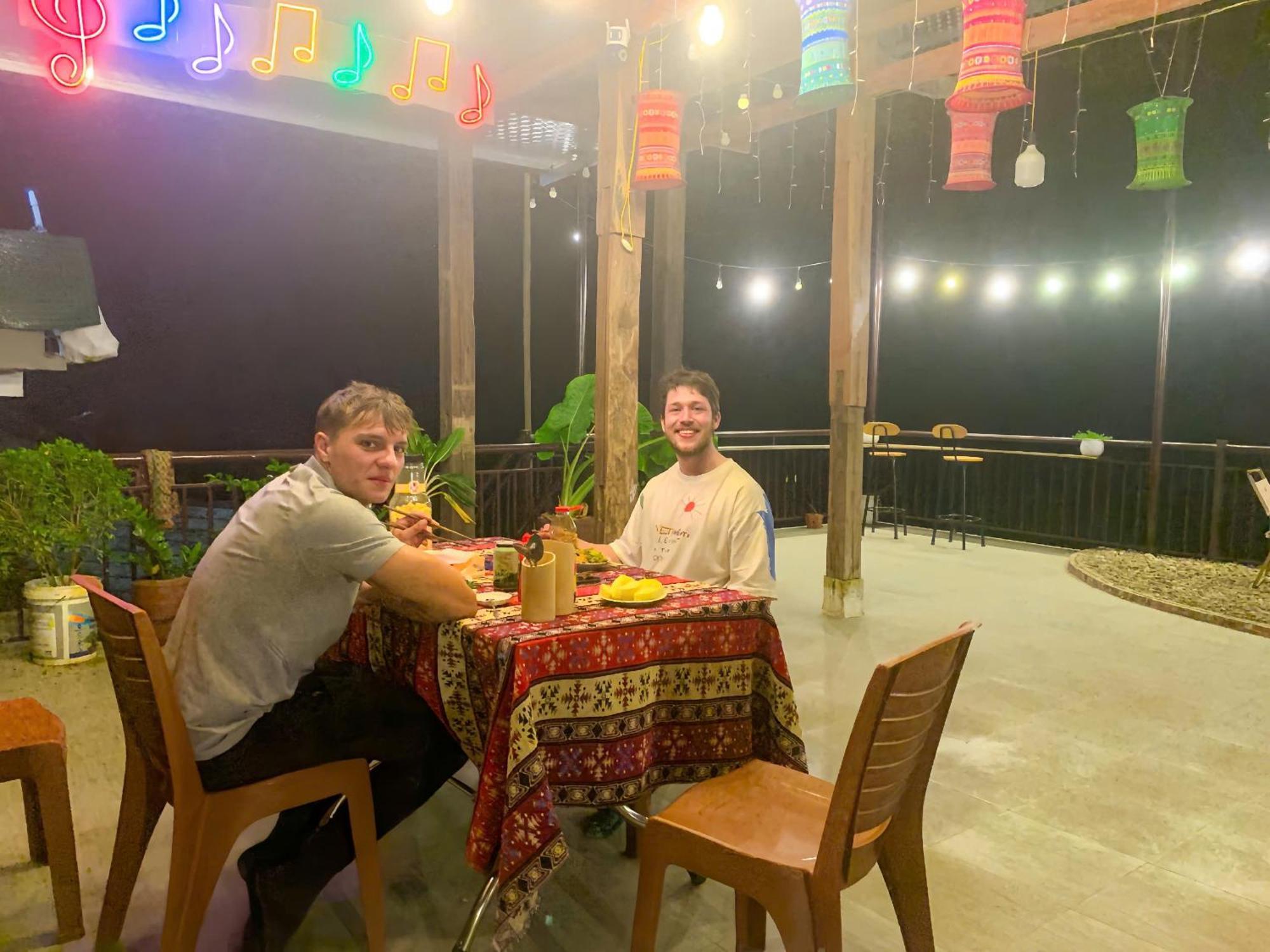 Duy Tuyen Ba Be Homestay Free Bbq Bac Kan 外观 照片